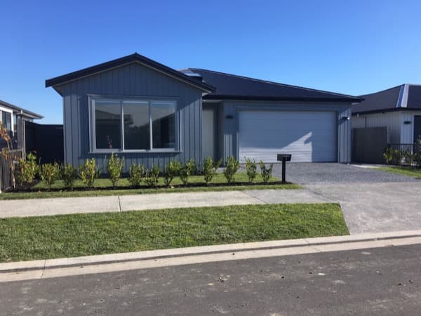 Recent property valuation in West Auckland and Waiheke